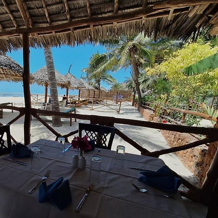 Bianco Azzurro Hotel & Restaurant Làng Làng Pwani Mchangani Ngoại thất bức ảnh