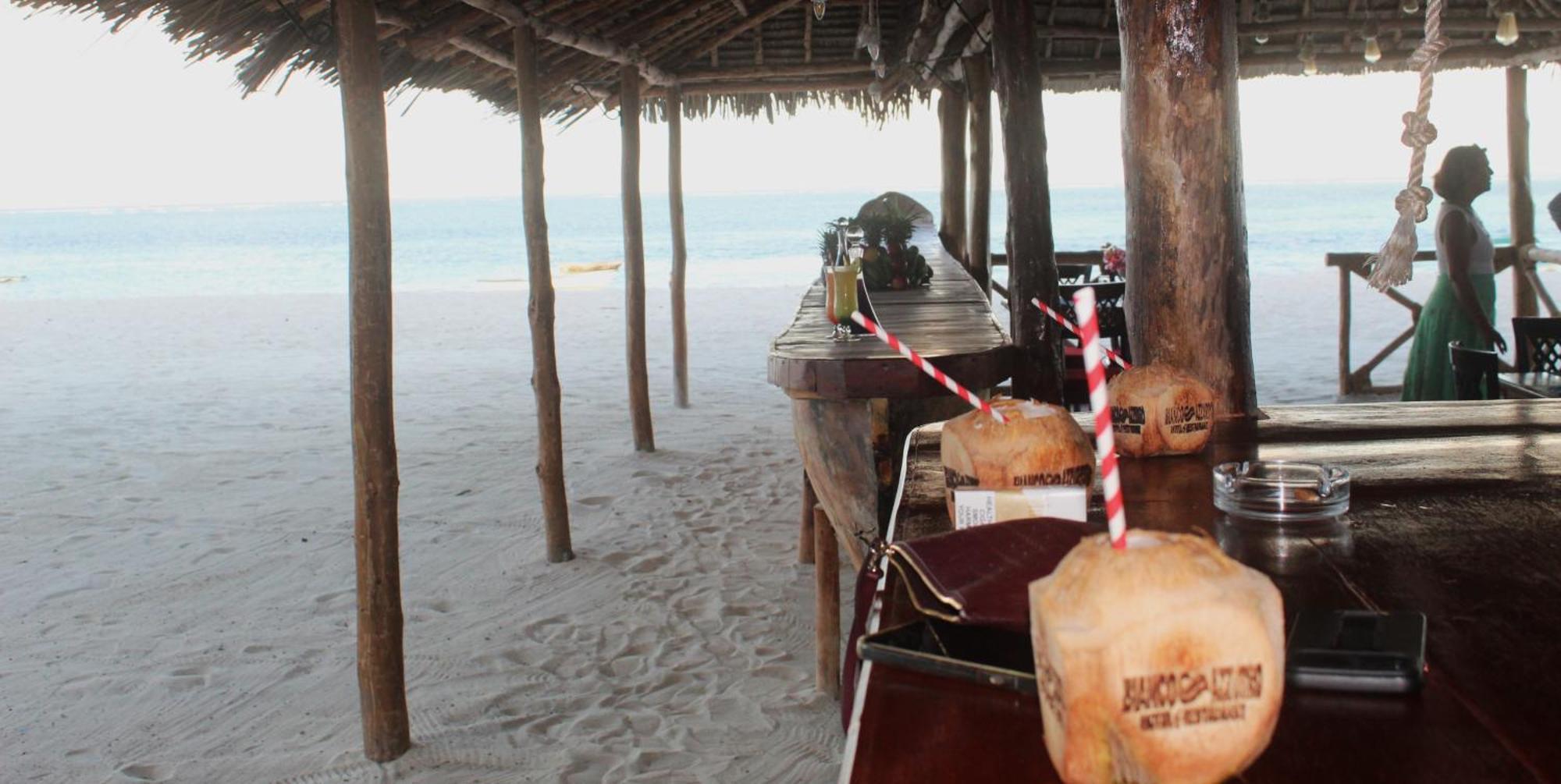 Bianco Azzurro Hotel & Restaurant Làng Làng Pwani Mchangani Ngoại thất bức ảnh