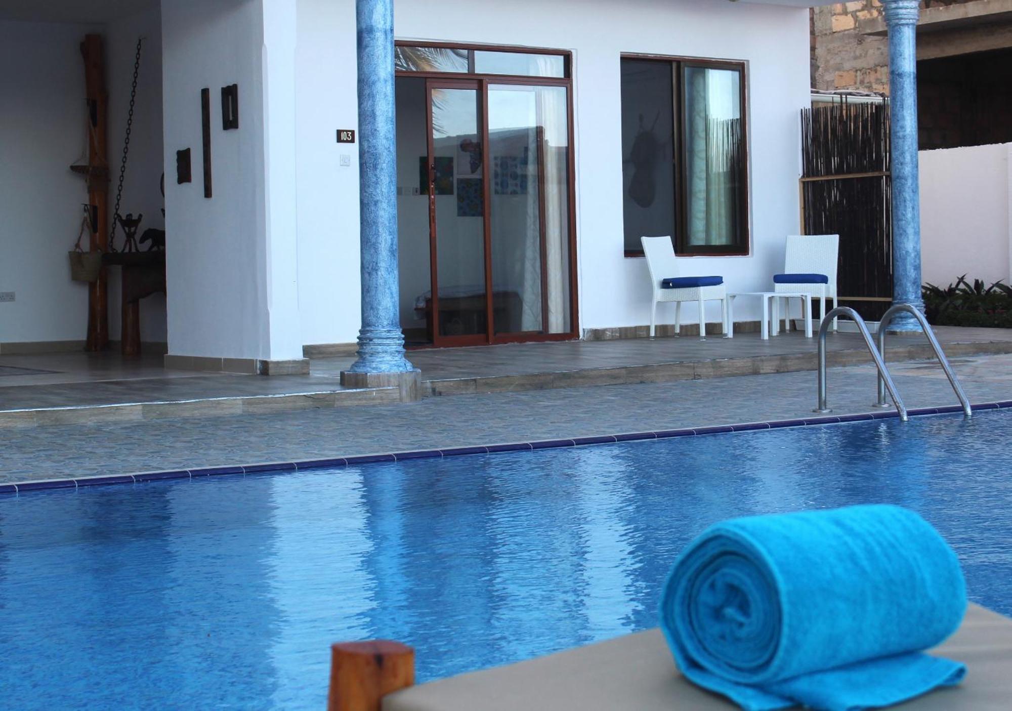 Bianco Azzurro Hotel & Restaurant Làng Làng Pwani Mchangani Ngoại thất bức ảnh