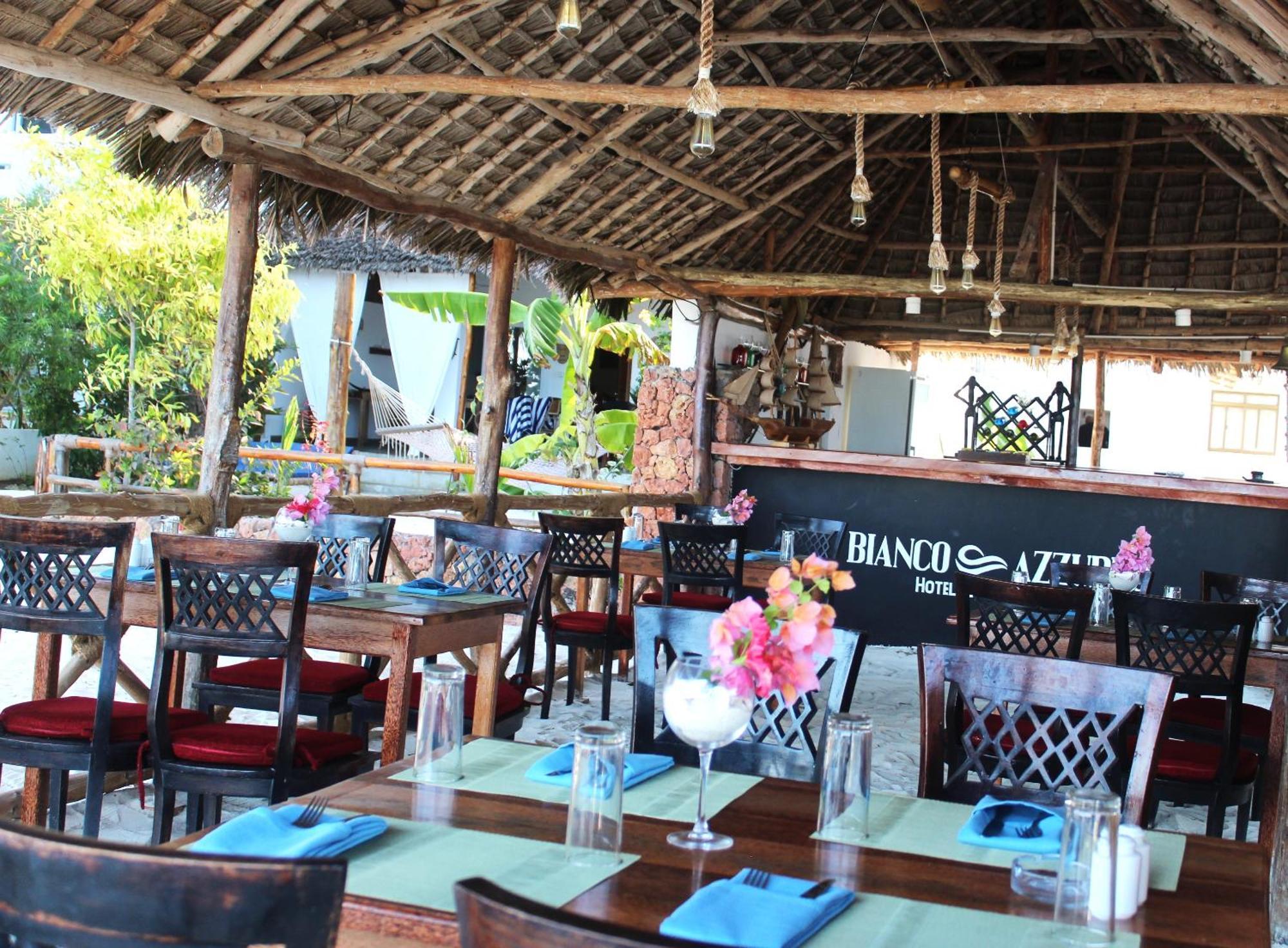 Bianco Azzurro Hotel & Restaurant Làng Làng Pwani Mchangani Ngoại thất bức ảnh