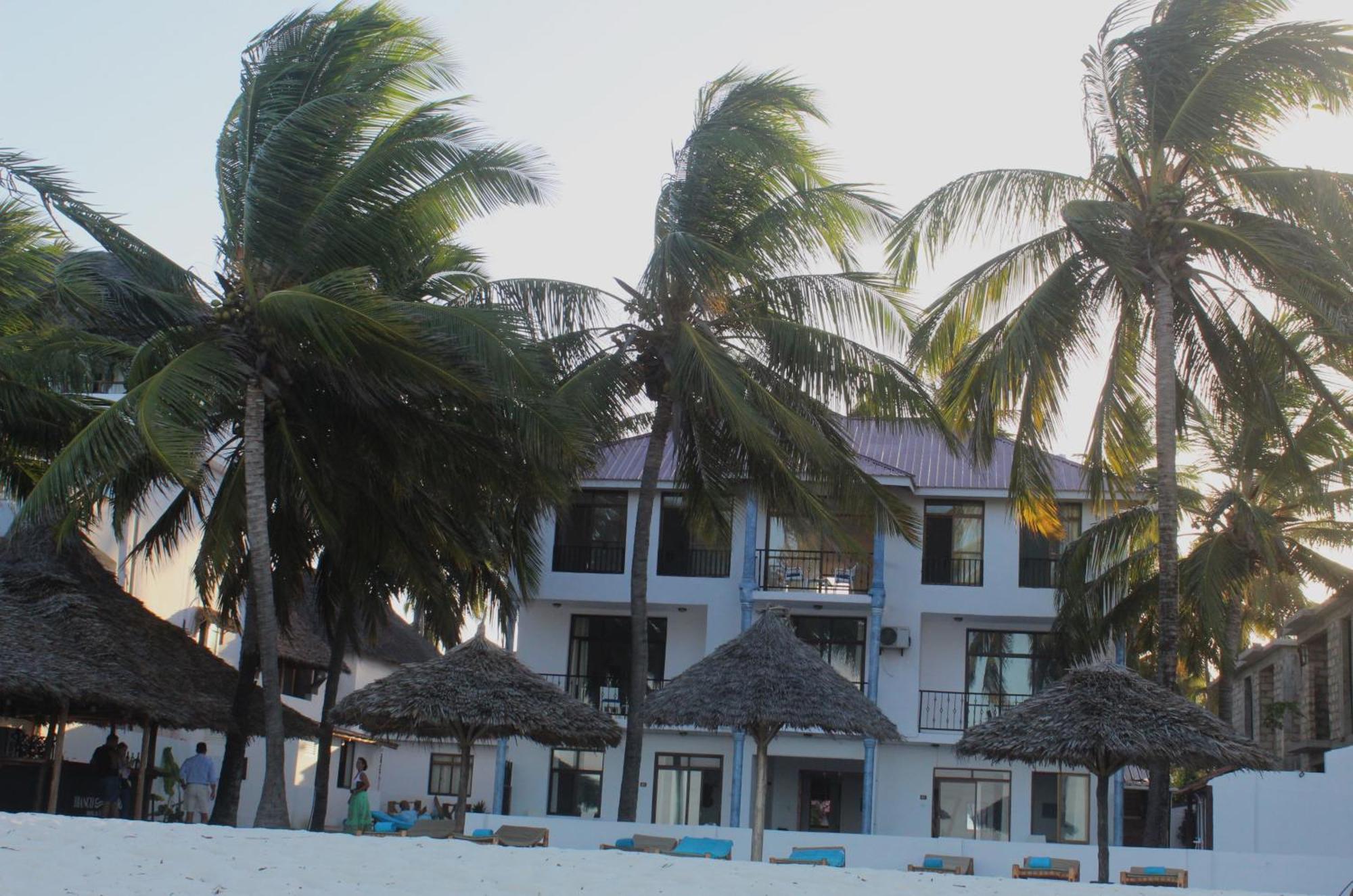 Bianco Azzurro Hotel & Restaurant Làng Làng Pwani Mchangani Ngoại thất bức ảnh